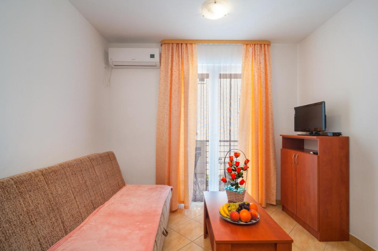 Apartments Island Beat スペタル エクステリア 写真