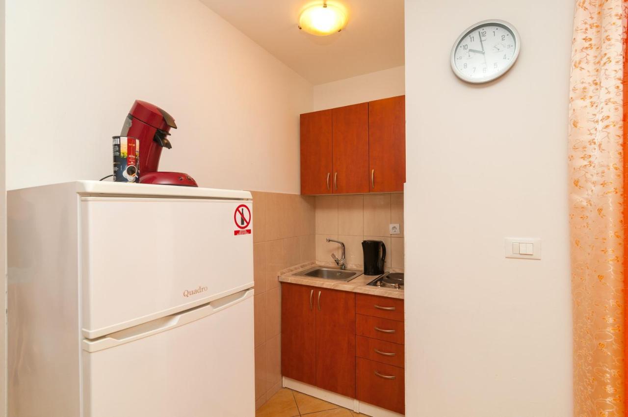 Apartments Island Beat スペタル エクステリア 写真
