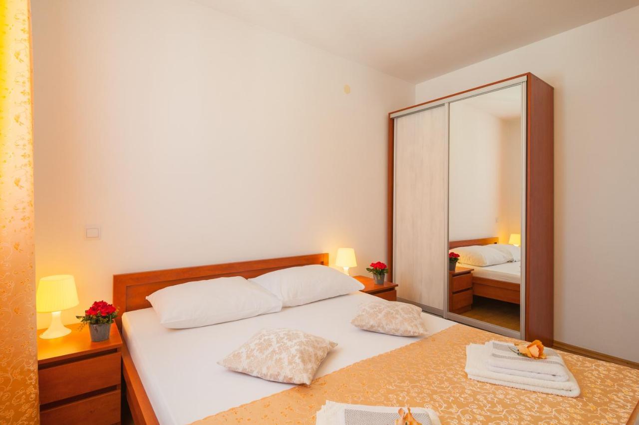 Apartments Island Beat スペタル エクステリア 写真